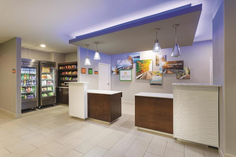 La Quinta Inn And Suites By Wyndham Elkhart Bagian luar foto