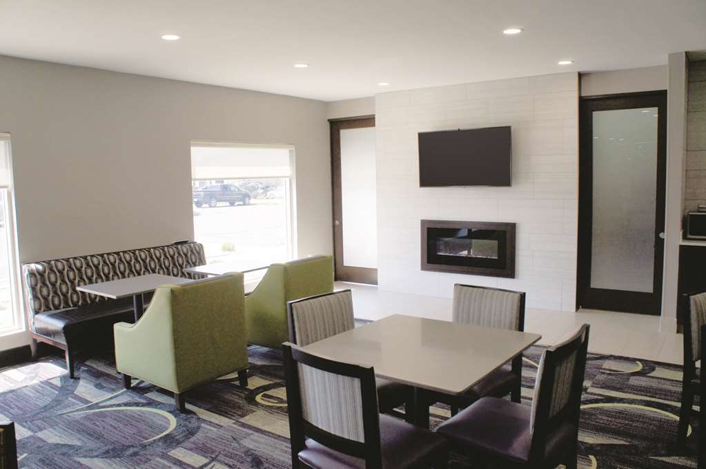 La Quinta Inn And Suites By Wyndham Elkhart Restoran foto