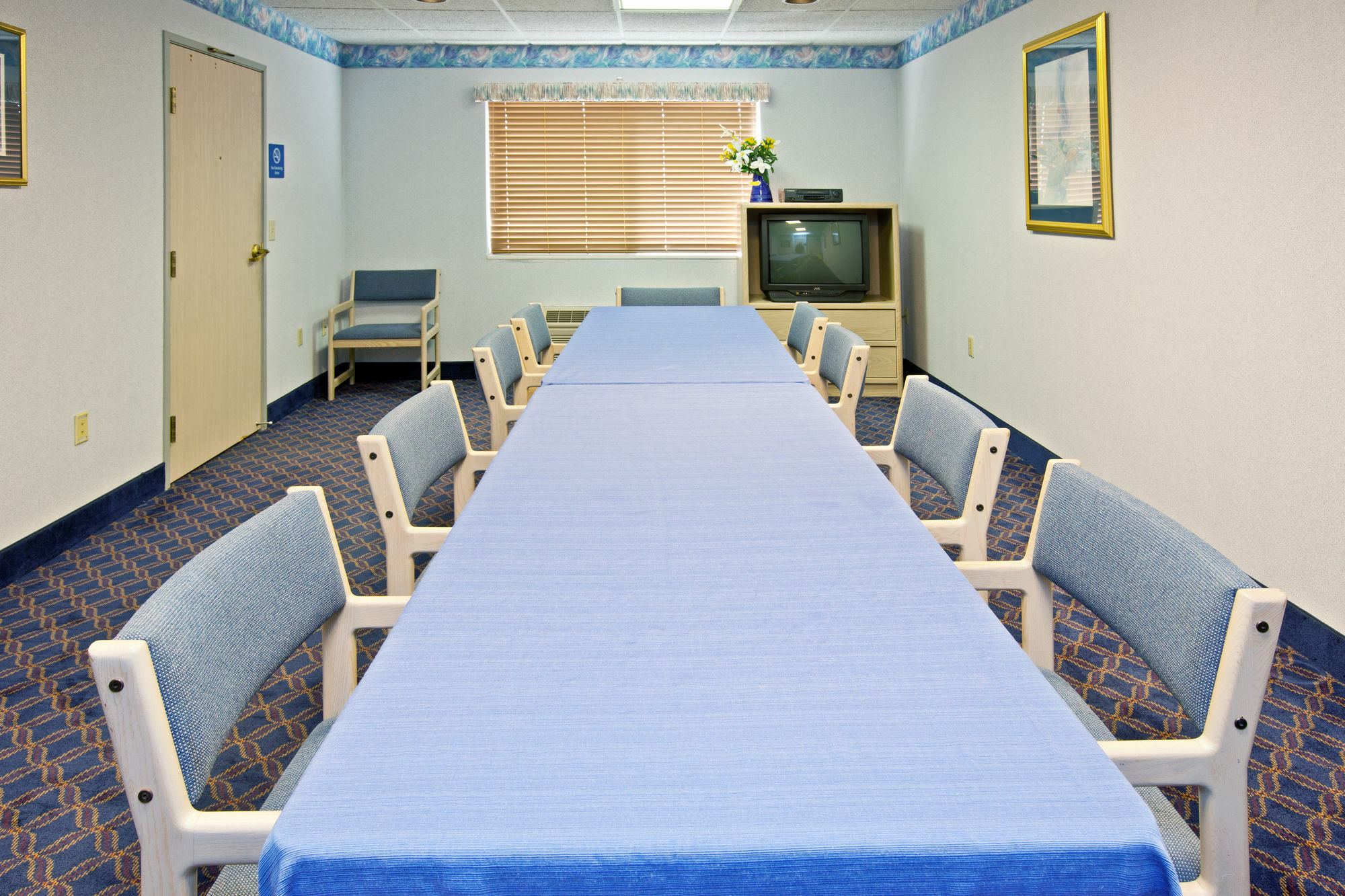 La Quinta Inn And Suites By Wyndham Elkhart Bagian luar foto